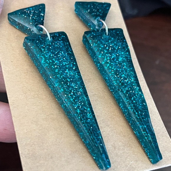 Handmade Elegant Green/Blue Glitter Earrings - Picture 5 of 5